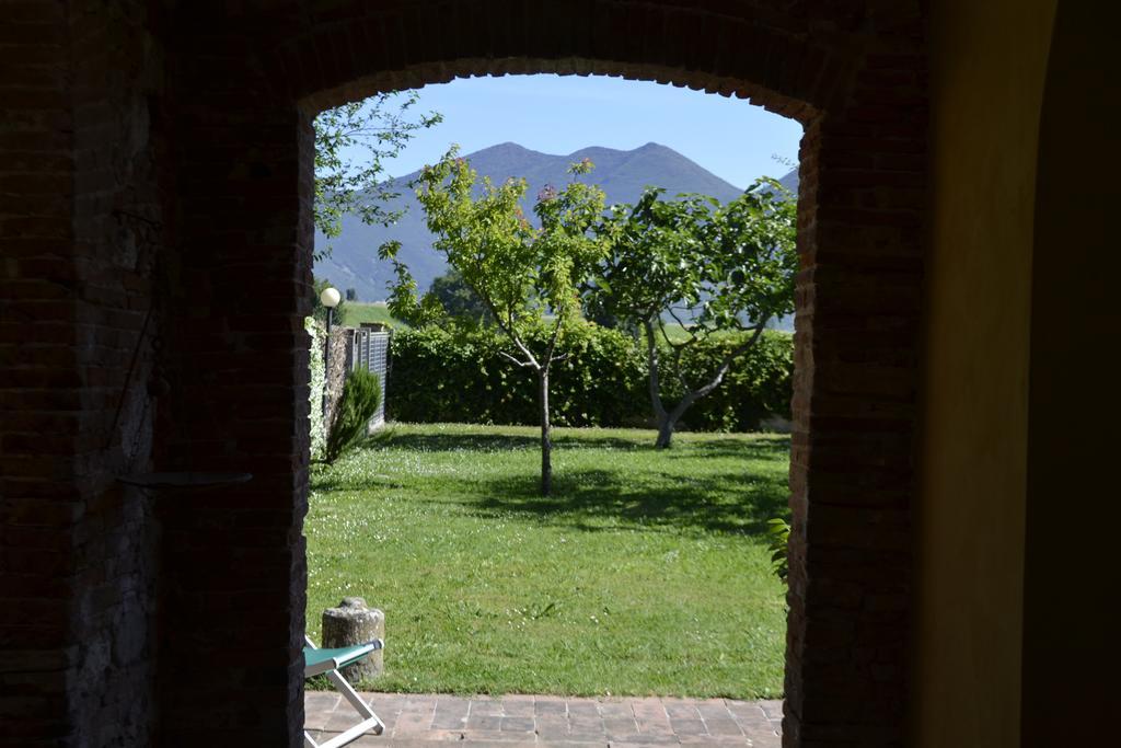 Glicine E Luna * Cascina
