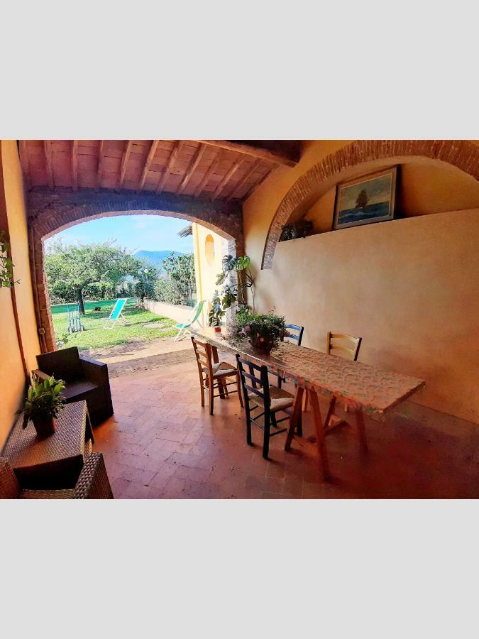 Apartment Glicine E Luna Cascina