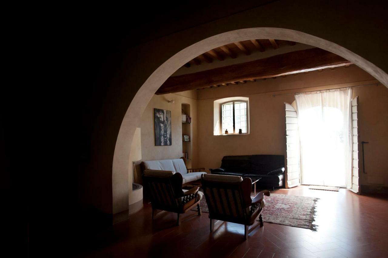 Apartment Glicine E Luna Cascina