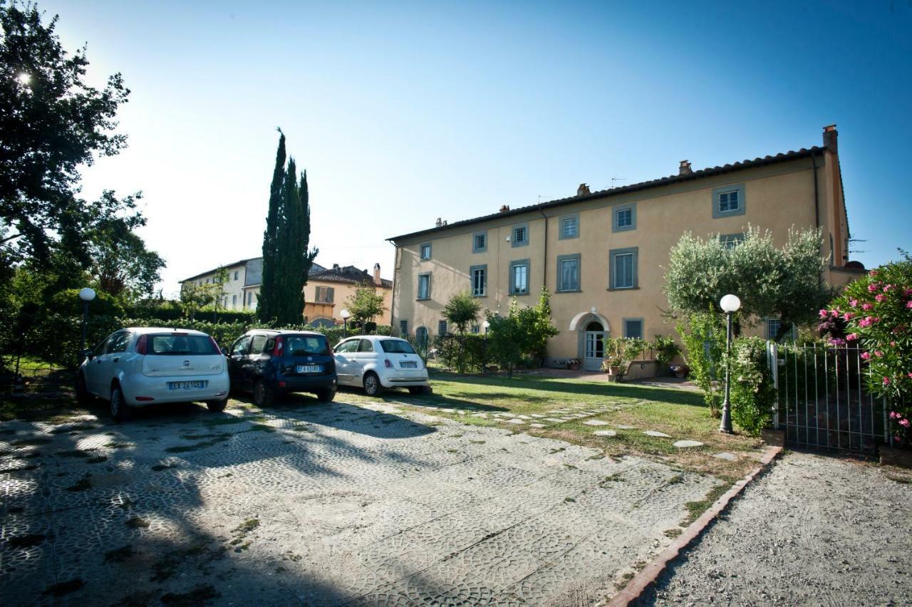 Glicine E Luna * Cascina
